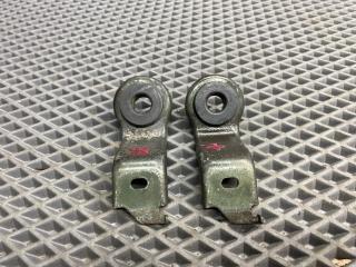 кронштейн радиатора Toyota Cami 1 поколение J122E 2001, 1.3 л., K3-VE, бензин, АКПП, 6a5 - черный, внедорожник 5 дв., задний привод, правый руль, 16582-87401