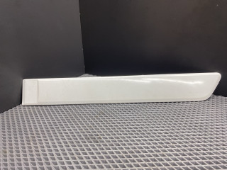 молдинг двери задней левой Kia Rio 2 поколение [рестайлинг] JB 2009, 1.4 л., G4EE, бензин, МКПП, белый ud - clear white, седан, передний привод, 87733-1G010