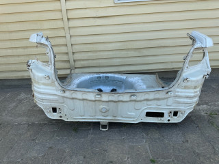 задняя часть кузова (тазик) Kia Rio 2 поколение [рестайлинг] JB 2009, 1.4 л., G4EE, бензин, МКПП, белый ud - clear white, седан, передний привод, 655131G300, 691001G300