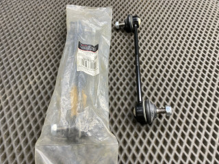 стойка стабилизатора Ford Focus 1 поколение [рестайлинг] 2002, 1.8 л., EYDD, бензин, 1004018, 1061631, 1067818, 1071336, 1107068, 1111769, 1130273, 1135077, 1209035, 1471446, 1661237, 1S613B438AA, 6186082, 6188004, 6198621, 6960036, DB78023