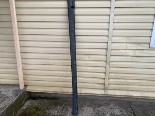 накладка на порог Toyota Camry XV30 [рестайлинг] ACV30L 2005, 2.4 л., 2AZ-FE, бензин, МКПП, 4q2 (бежевый), седан, передний привод, 75851-33050