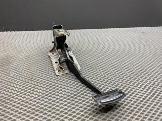 педаль тормоза Mitsubishi Lancer 10 поколение CY2A 2008, 1.5 л., 4A91, бензин, АКПП, x42b - черный, седан, передний привод, MN101625