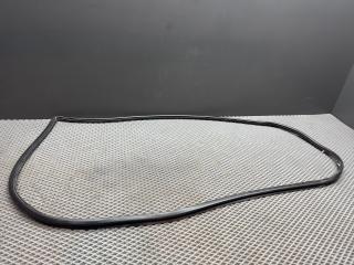 уплотнитель двери Hyundai Accent 2 поколение (LC) LC2 2009, 1.5 л., G4EC-G, бензин, МКПП, h01 - бежевый, седан, передний привод, 82130-25000