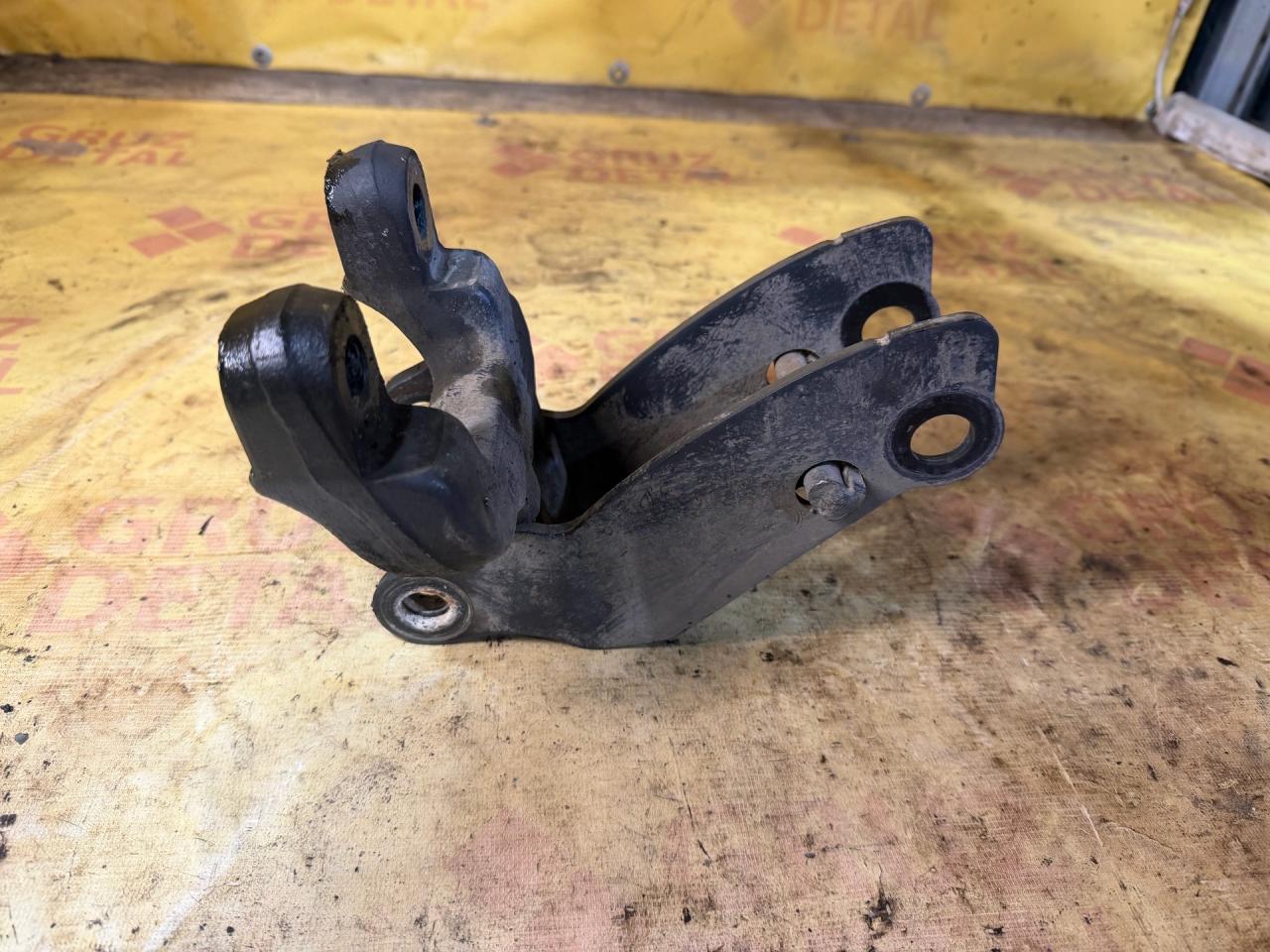 кронштейн кабины DAF XF 106 1 поколение 2018, MX13 - фото №1