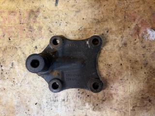 крепление стабилизатора / втулки стабилизатора Mercedes-Benz Actros 3 поколение (MP3) 2017, OM501, A9413230763