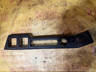 пластик Sitrak C7H 2023, 812W617015033