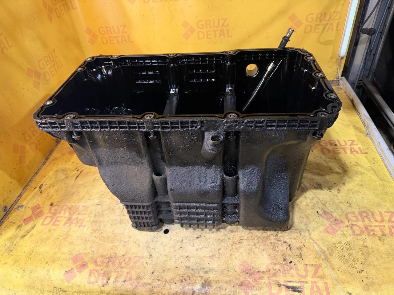 масляный поддон Mercedes-Benz Actros 3 поколение (MP3) 2017, OM501 - фото №1