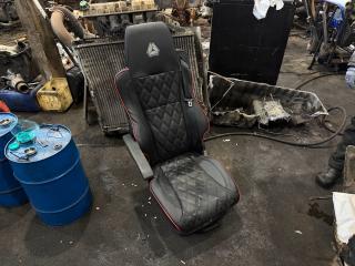 салон (комплект сидений) Sitrak C7H 2023