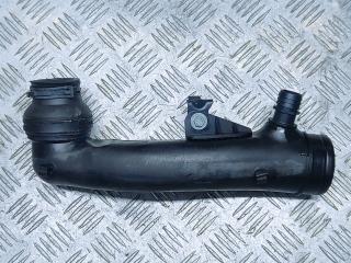 патрубок интеркулера Volkswagen Passat B6 2009, 2.0 л., TDi, CBAA, дизель, 6МКПП, серебристый, седан, передний привод, правый руль, 7M3129656P