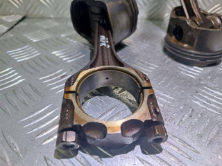 поршень Volkswagen Passat B5 1998, 1.8 л., i, бензин