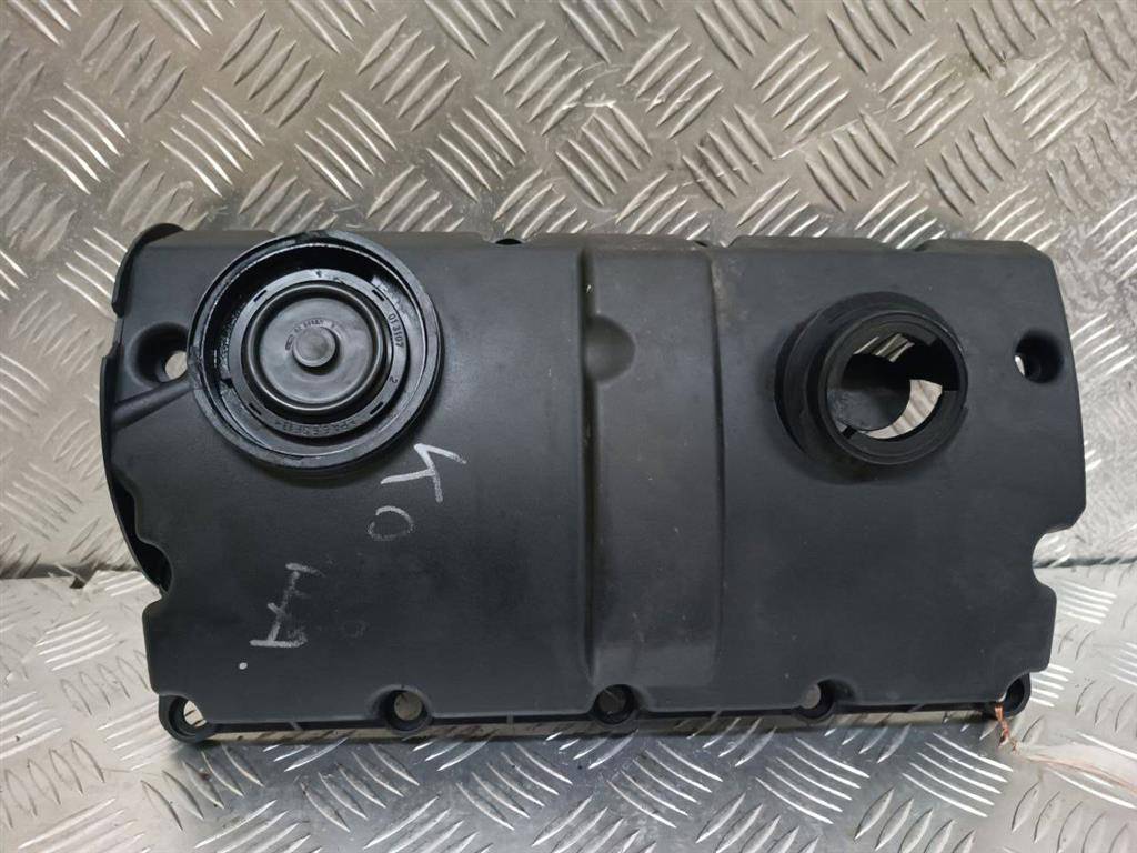 клапанная крышка Volkswagen Golf 4 поколение 2001, 1.9 л., TDi, дизель, 038103475Q, 038103475R - фото №1