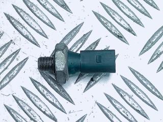 датчик давления масла Volkswagen Polo 4 поколение 2005, 1.4 л., i, бензин, 5МКПП, передний привод, 036919081