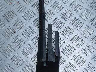 Пластик салазок сидений Volkswagen Touareg 1 поколение [рестайлинг] 2007, 2.5 л., TDi, BPE, дизель, АКПП, чёрный, внедорожник 5 дв., полный привод, правый руль, 7L0881480C