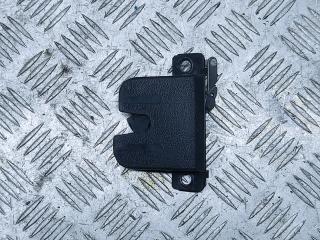 замок багажника Volkswagen Touareg 1 поколение [рестайлинг] 2007, 2.5 л., TDi, BPE, дизель, АКПП, чёрный, внедорожник 5 дв., полный привод, правый руль, 7L6827505C