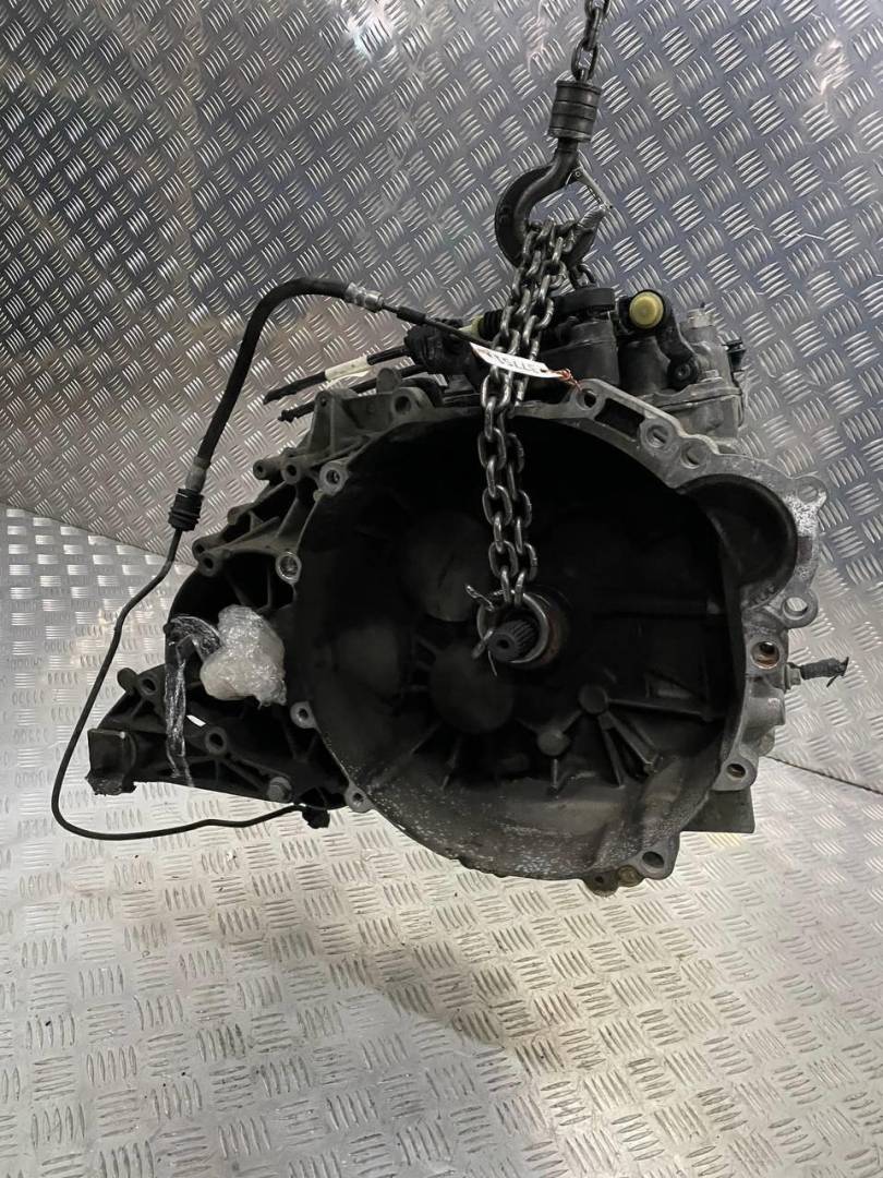 КПП механическая (МКПП) Ford Focus 2 поколение 2006, 2.5 л., i, бензин, 666R7002A, 6M5T18C942 - фото №1