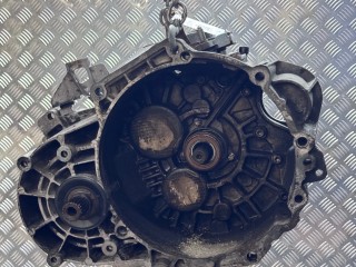 КПП механическая (МКПП) Volkswagen Touran 1 поколение 2004, 2.0 л., TDi, BKD, дизель, 6МКПП, передний привод, GNE