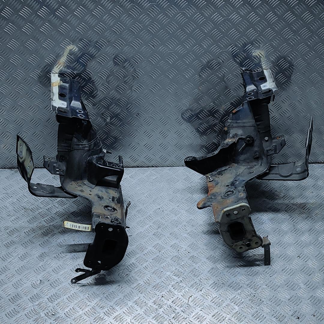 лонжерон левый Volkswagen Passat B7 2011, 2.0 л., TDi, CFFB, дизель, 6МКПП, черный, передний привод, правый руль, 3AA821414, 3C0805147 - фото №1