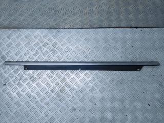 молдинг стекла Audi Q7 4L 2006, 3.0 л., TDi, BUG, дизель, АКПП, бежево-серый, внедорожник 5 дв., полный привод, правый руль, 4L0853764A