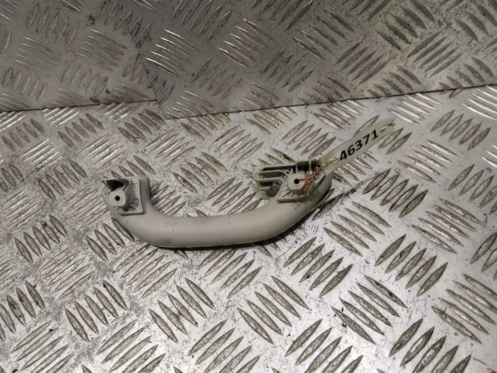 ручка внутренняя потолочная Volkswagen Passat B6 2007, 2.0 л., TDi, BMR, дизель, 6МКПП, чёрный, седан, передний привод, правый руль, 1K0857607 - фото №1