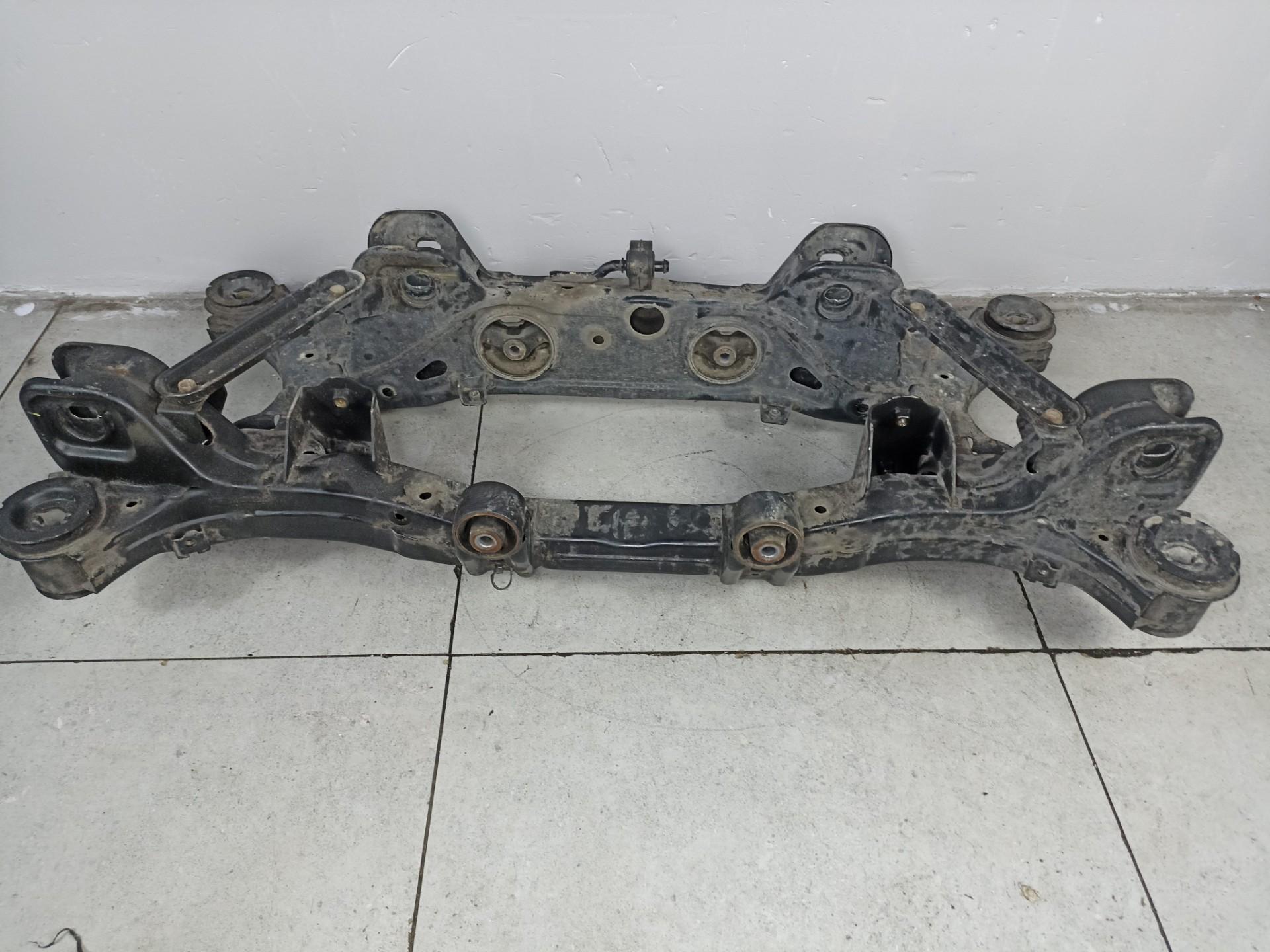 Балка задняя Kia Sorento prime 3