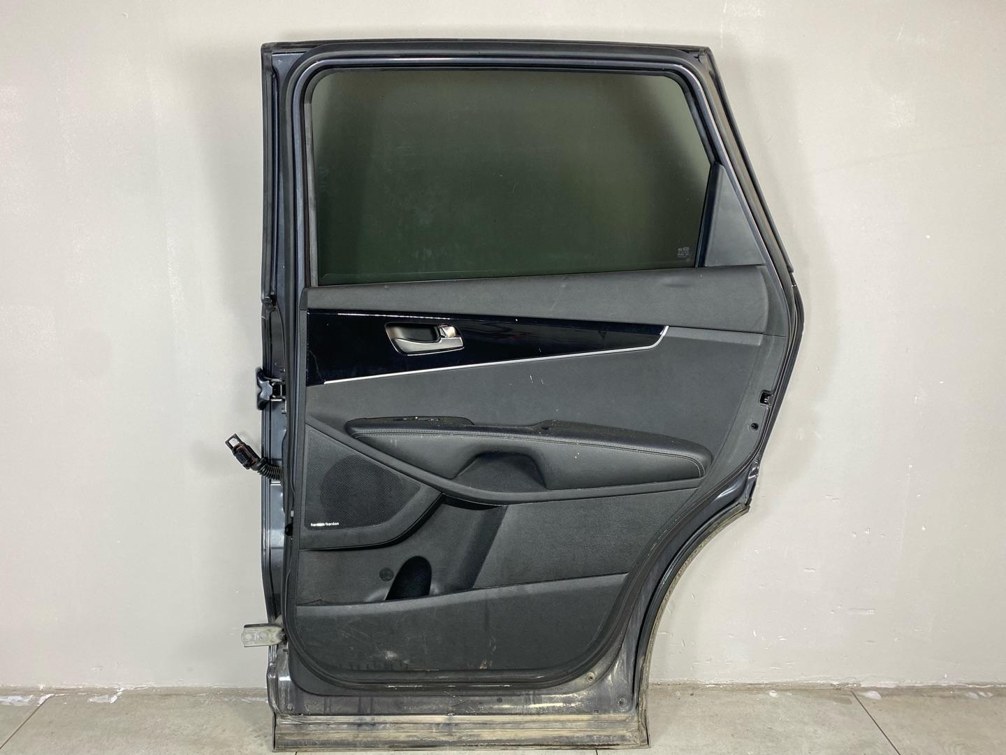 Дверь задняя правая  KIA Sorento Prime 2019г, 77004-C5000 77004C5000 ПРОДАЕТСЯ КАК НА ФОТО Отличное состояние,  оригинал,  деталь именно та,  что на фото.