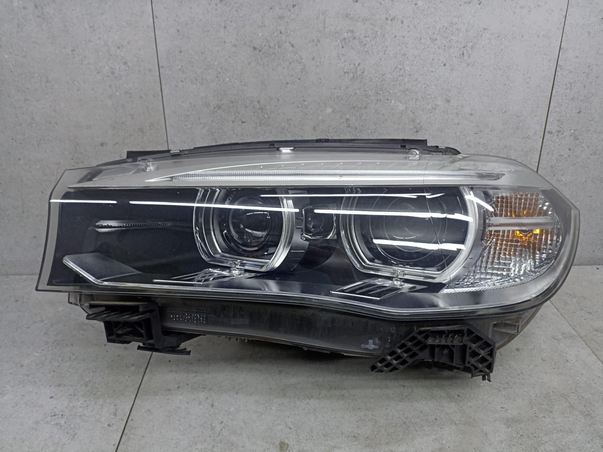 Фара левая передняя bmw f15 f16 x5 x6 BIксенон , без дефектов , Бмв х5 Ф15 х6 Ф16  BI XENON В наличии в Москве!