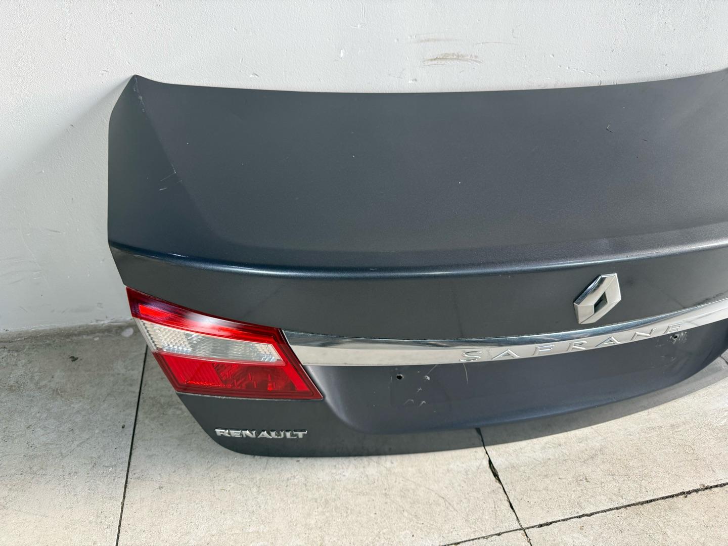 Крышка багажника в сборе Renault Latitude 2.0ВСБОРЕ Марка: RenaultМодель: LatitudeГод: 2013Двигатель: 2.0Renault  Renault Latitude 1 поколение 2010 - 2015 (L70) Латитюд Латитьюд