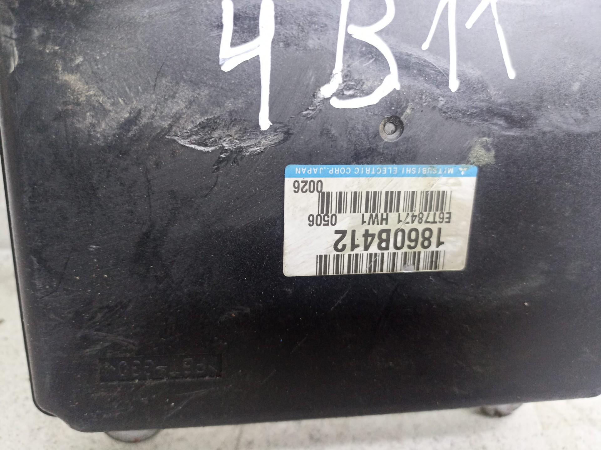 Блок управления Mitsubishi Lancer X 4B11