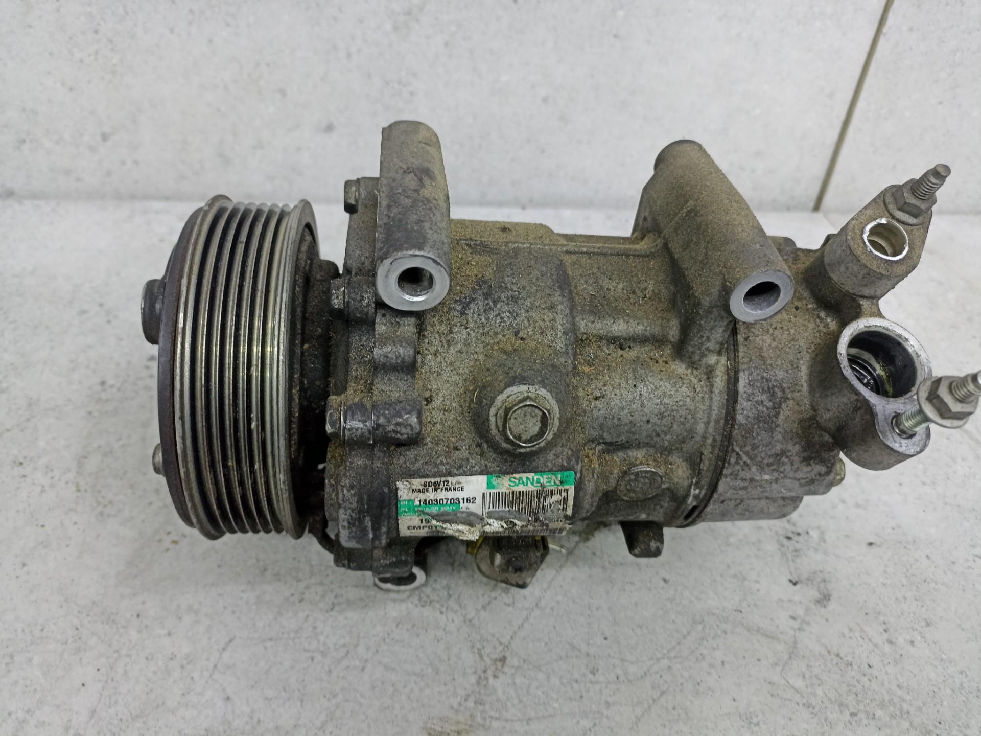 Компрессор кондиционера Mini Cooper  N18B16A,  есть дефект