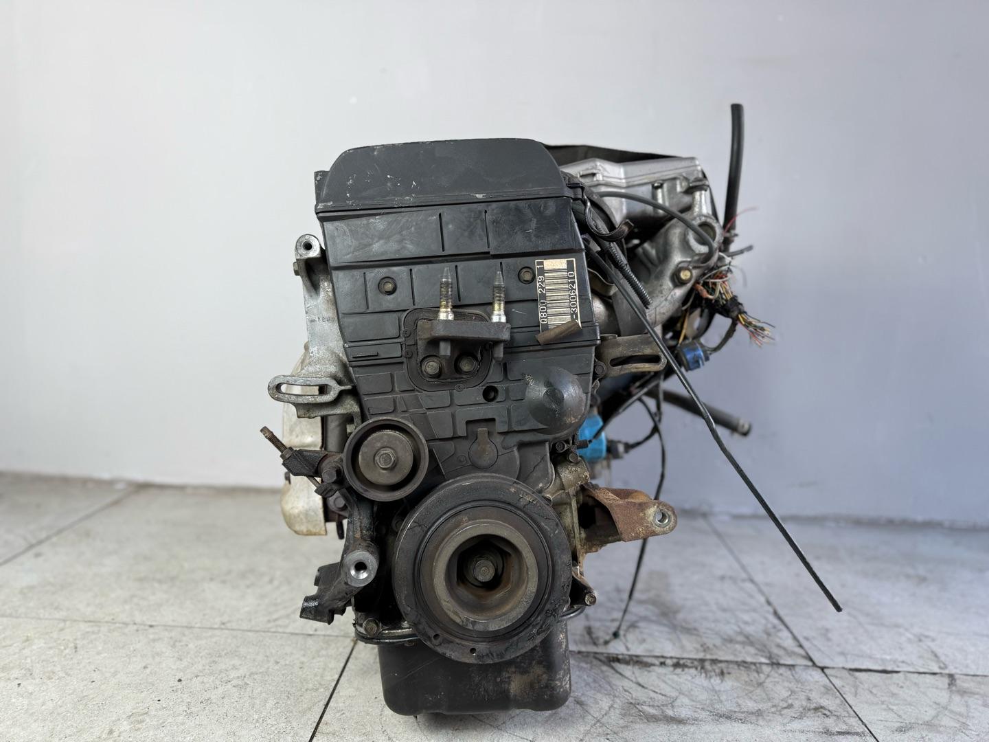 Двигатель Honda CR-V 1 B20B 1996-2002 (контракт)Марка: HondaМодель: CR-V 1Год: 1996-2002Двигатель: B20BНомер и производитель: 19000F0010 Honda Двигатель подходит:Honda CR-V 1 поколение 1995 - 2001 RD (RD1,  RD2) двигатель B20B (2.0 Б)Хонда ЦР-В,  ЦРВ,  ЦР