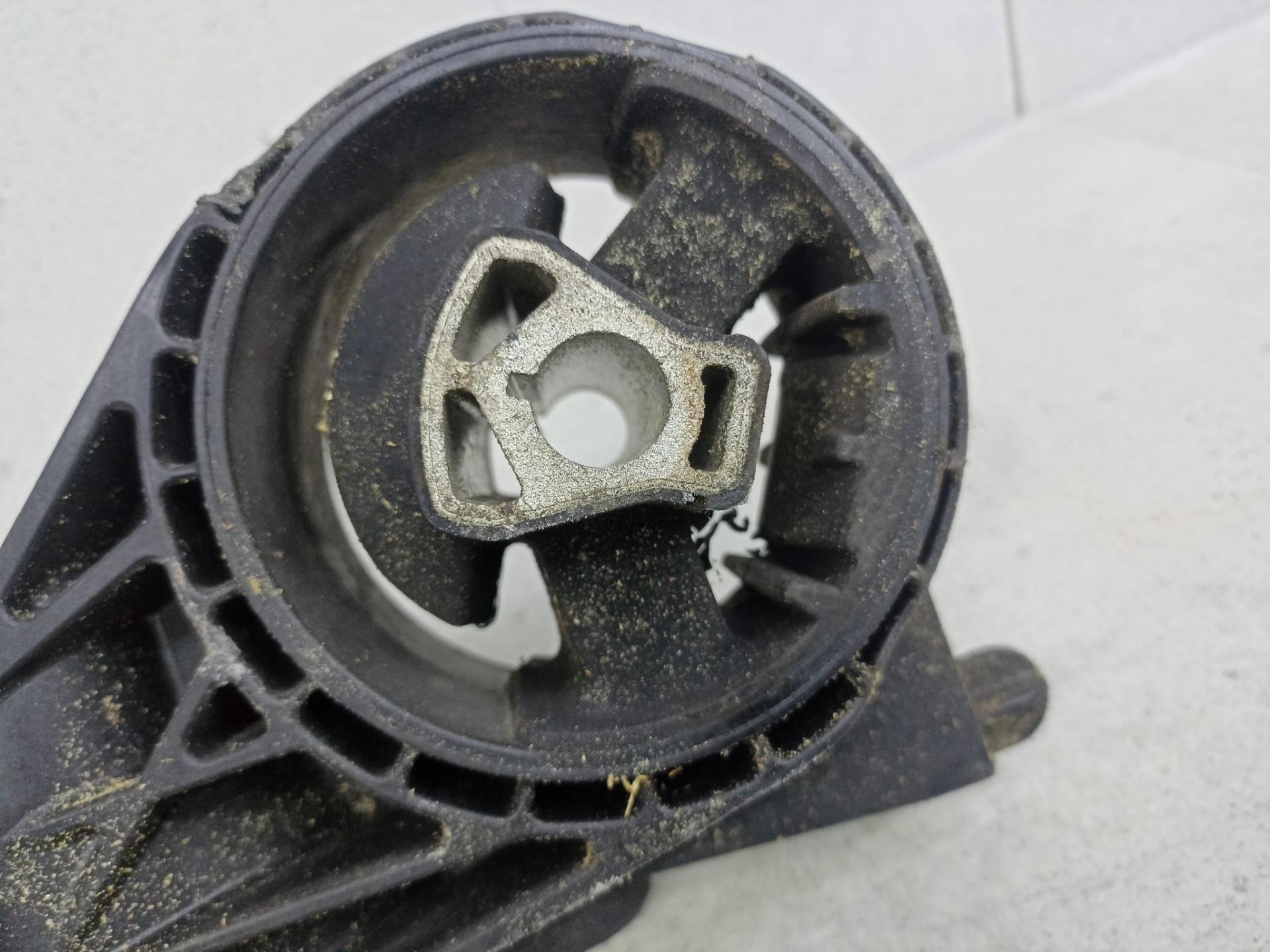 Подушка двигателя Opel Astra j a14net