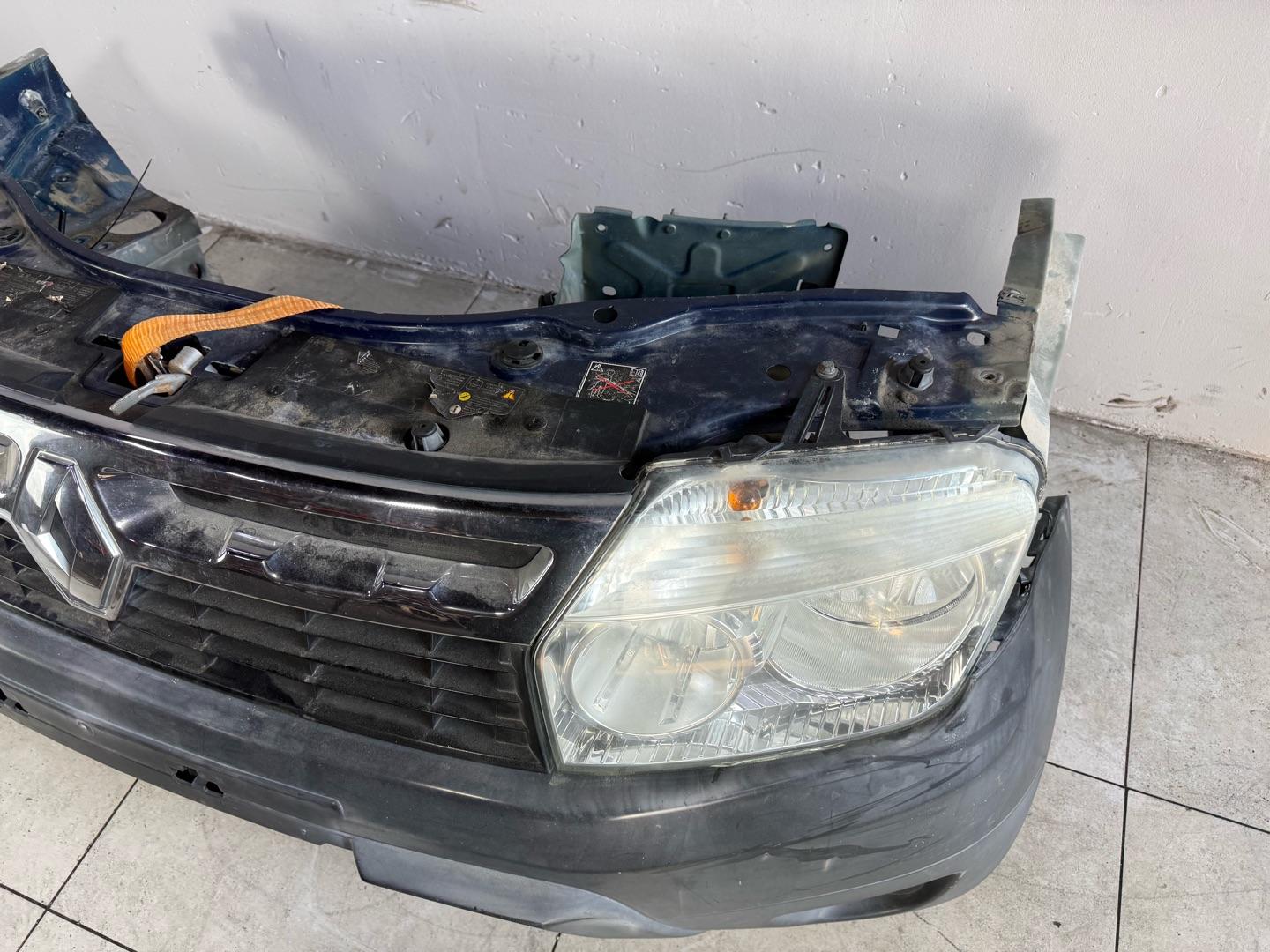 Ноускат RENAULT DUSTER 1 (контракт)Марка: RENAULTМодель: DUSTERКузов: 1Номер и производитель: 651000987R RenaultВ наличии на складе . Состояние полностью соответствует приложенным фотографиям.Мopда в сбope,  nose cut,  срез,  ноускат RENAULT DUSTER 1 РЕНО