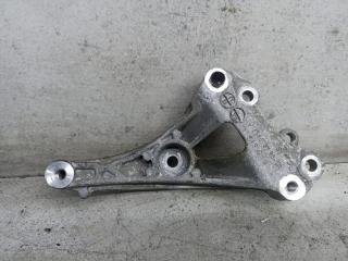 кронштейн компрессора кондиционера Peugeot 308 T7 2010, V758078180