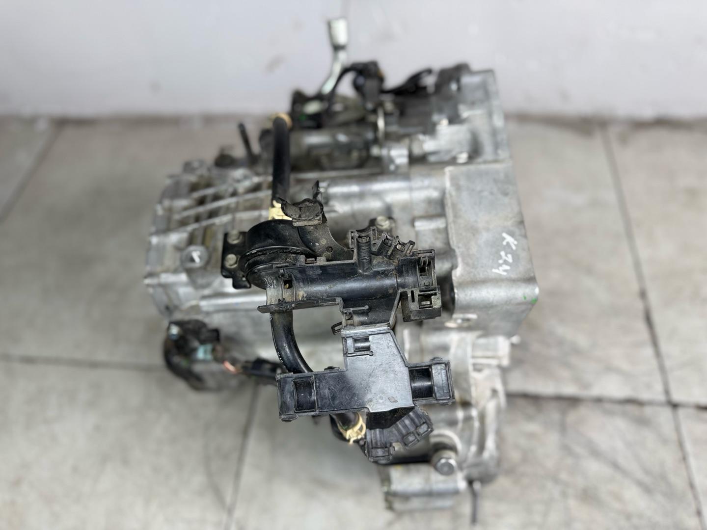 АКПП пробег 30 т км АКПП В НАЛИЧИИ В МОСКВЕ Honda Accord 8 K24Z3 2008-2013 (контракт)Марка: HondaМодель: Accord 8Год: 2008-2013Двигатель: K24Z3,  2.4Номер и производитель: 20021-RM7-000 HondaКросс-номера: MM7A,  20021-R94-000 20021-RCV-A11