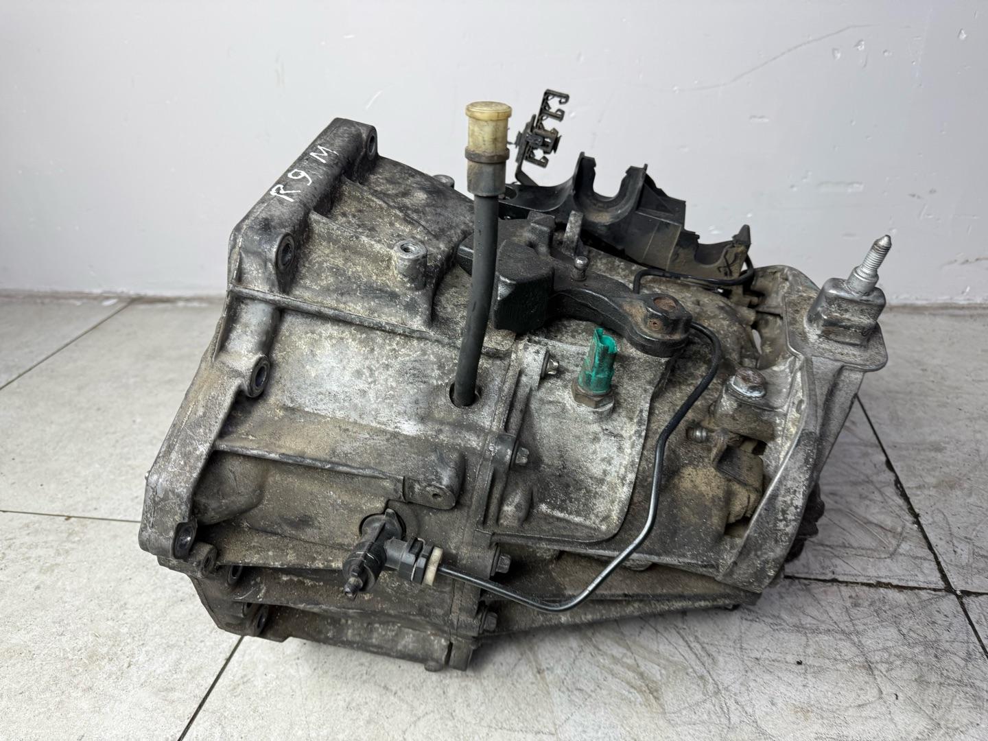 Мкпп для Рено трафик Опель Виваро 1.6 r9m pf6 044 6 - ступка R9M452 R9M450 320102327R