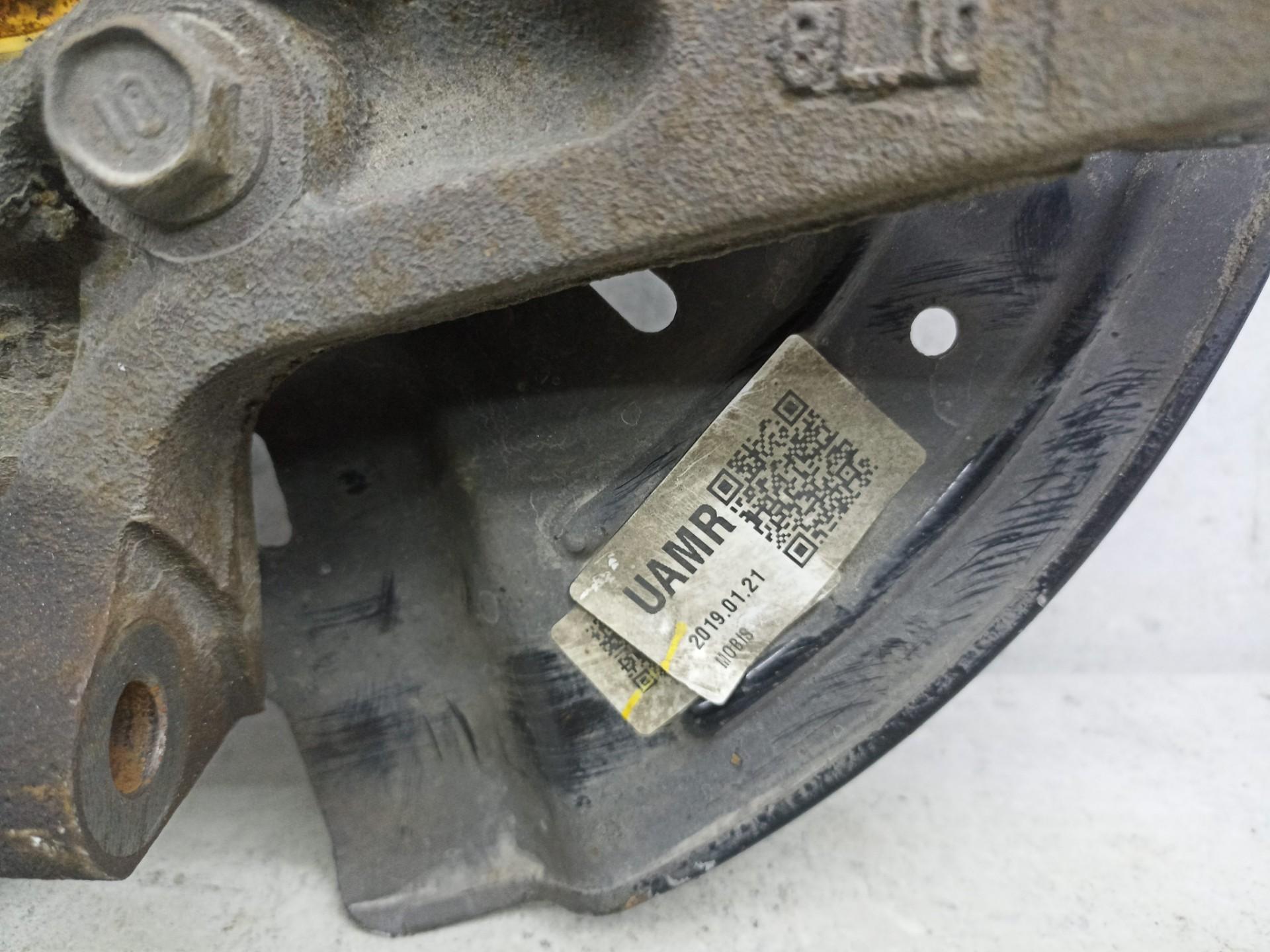 Кулак поворотный правый KIA Sorento Prime 3
