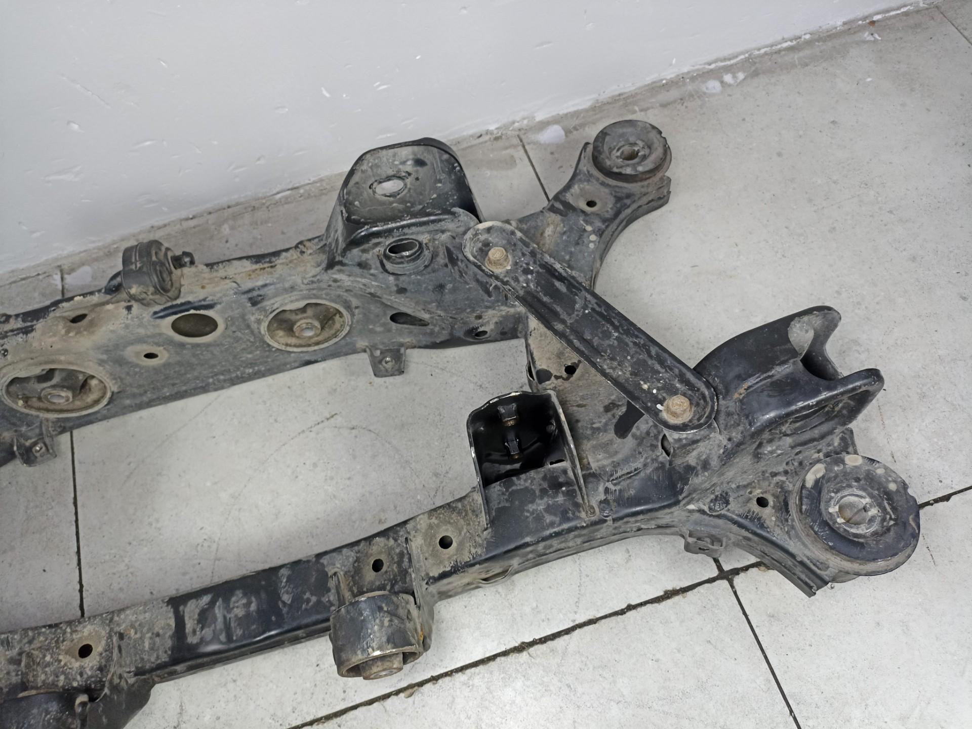 Балка задняя Kia Sorento prime 3