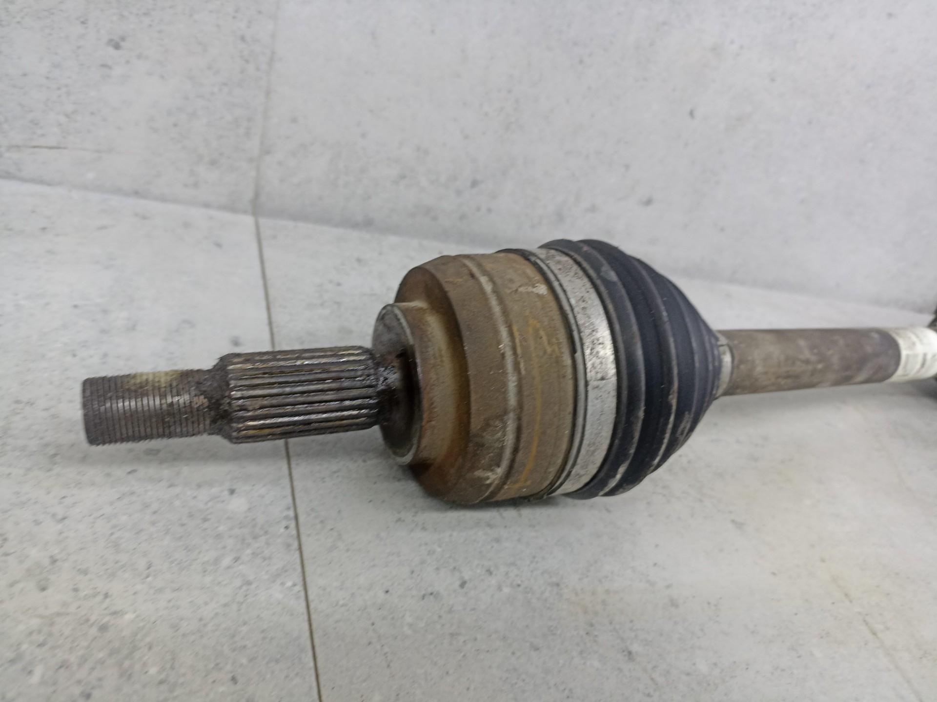 Привод передний правый  Renault Duster 1 поколения 2010-2015  Nissan Terrano D10 Двигатель F4R 2.0 2WD АКПП