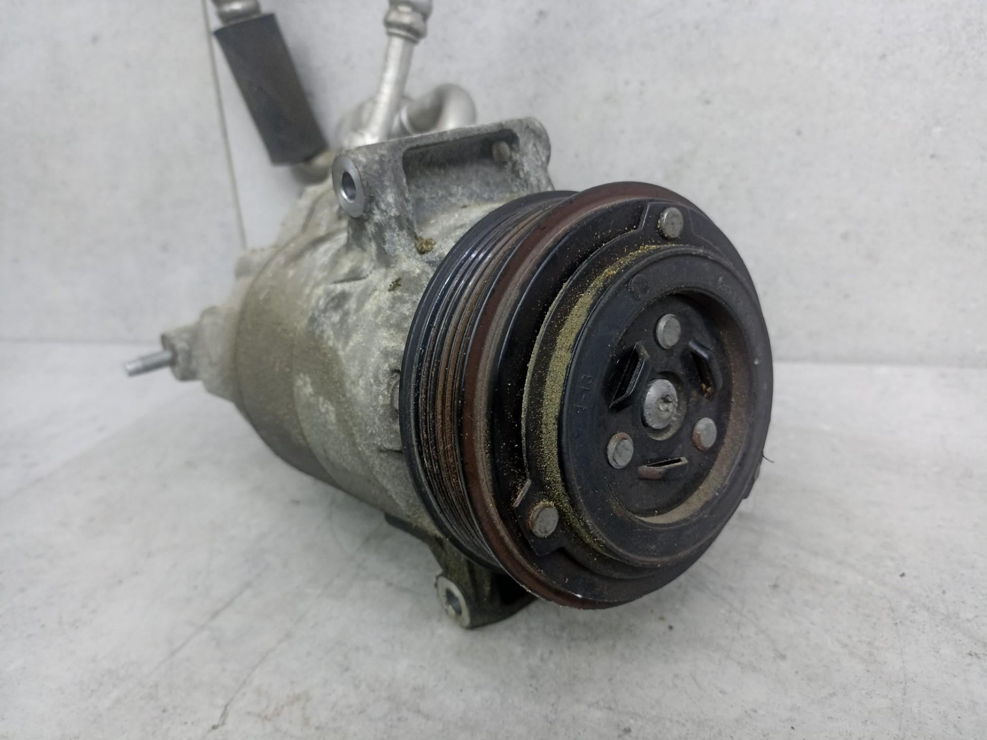 Компрессор кондиционера Opel Astra J a16let