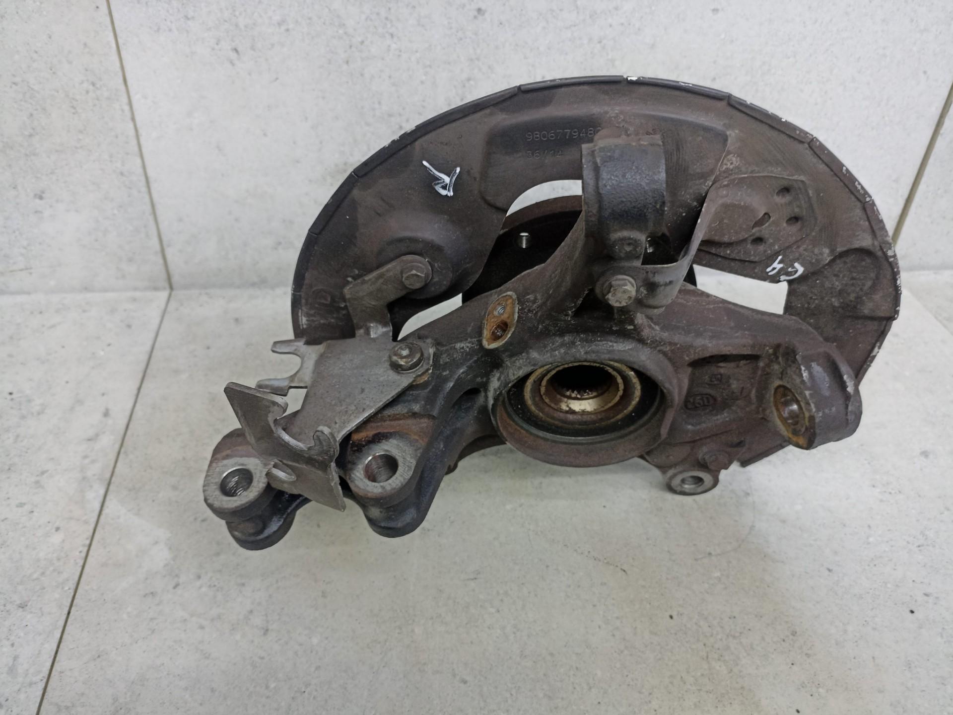 Кулак поворотный передний правый Citroen C4 Grand Picasso 2 9h05