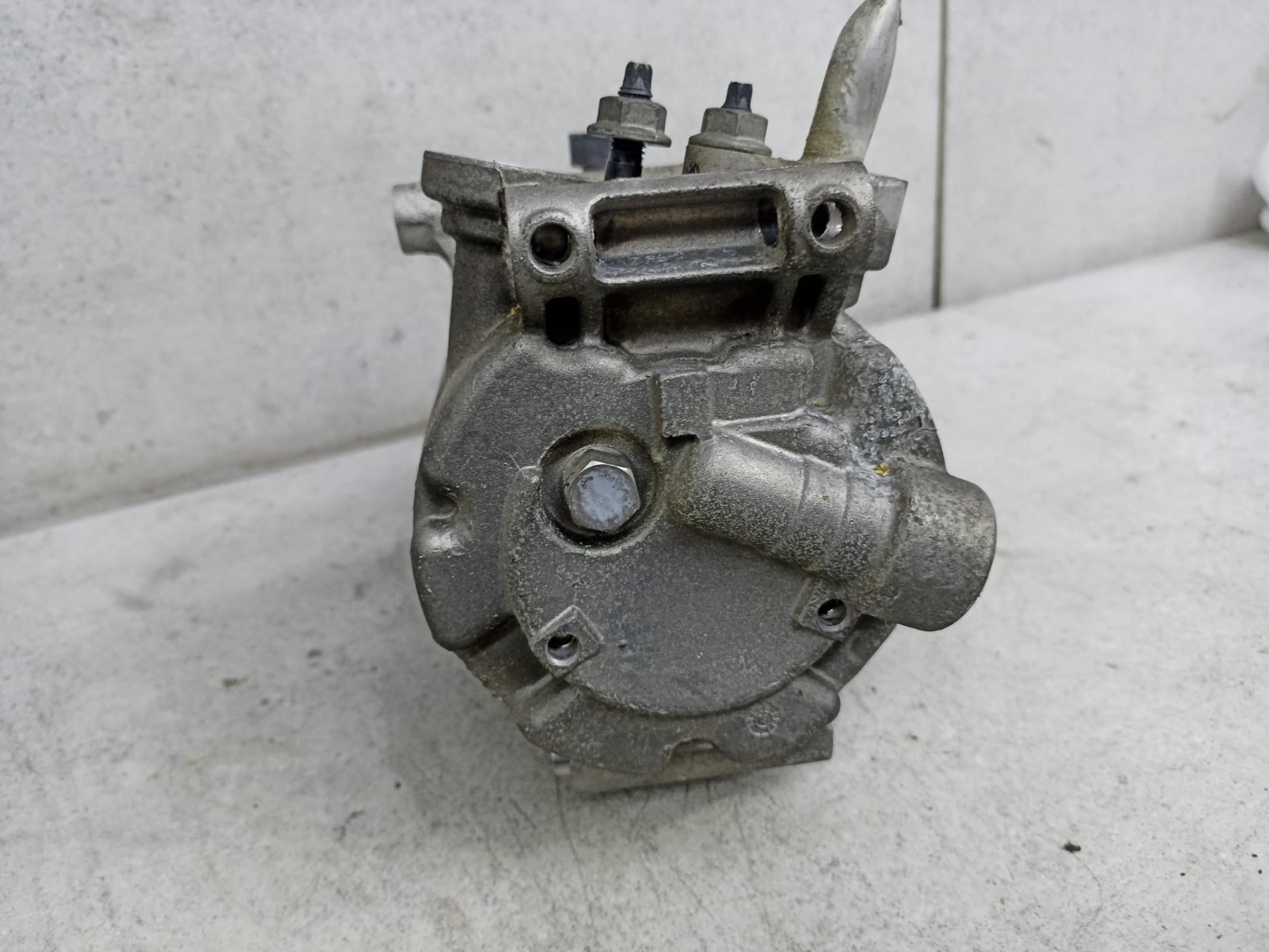 Компрессор кондиционера MGDA Ford focus 3
