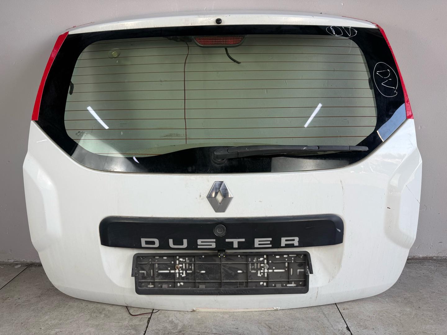 КРЫШКА БАГАЖНИКА В СБОРЕ  !!!  Ориг. номер: 901001386R Производитель: RENAULT Совместимости: Renault Duster I (2010—2015),  Renault Duster I рестайлинг (2015—2021)