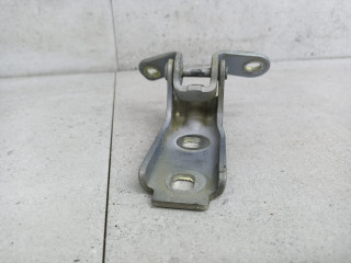 петля двери Chevrolet Cruze 1 поколение 2010, 13501712