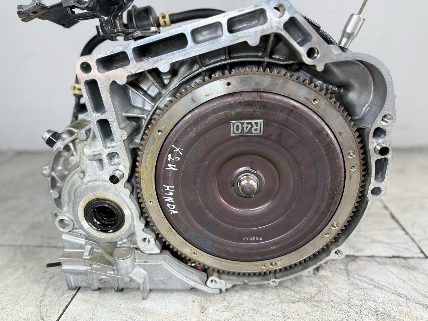 АКПП пробег 30 т км АКПП В НАЛИЧИИ В МОСКВЕ Honda Accord 8 K24Z3 2008-2013 (контракт)Марка: HondaМодель: Accord 8Год: 2008-2013Двигатель: K24Z3,  2.4Номер и производитель: 20021-RM7-000 HondaКросс-номера: MM7A,  20021-R94-000 20021-RCV-A11