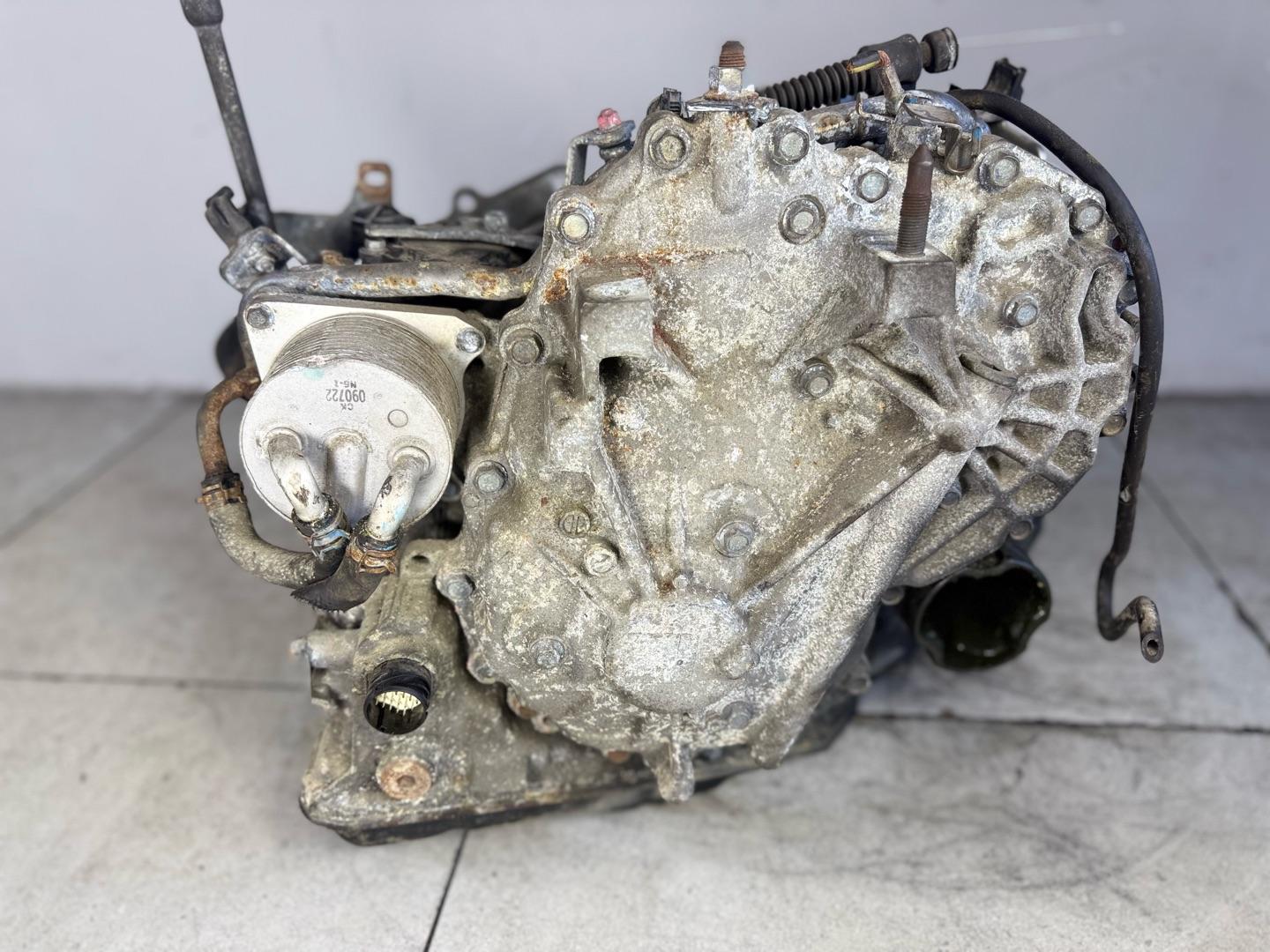 АКПП вариатор cvt Mitsubishi Outlander 2 ПОКОЛЕНИЕ 2.4 4B12 4WD (контракт)круглый теплообменник Марка: MitsubishiМодель: OutlanderКузов: 2 поколениеДвигатель: 2.4 4B12 4WDНомер и производитель: 2700A246 MITSUBISHIКросс-номера: 2700A169,  2700A170,  2700A2
