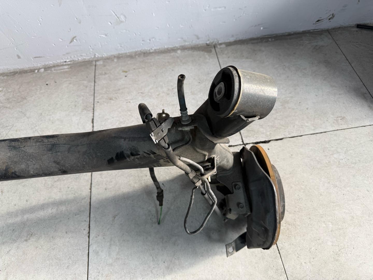 Балка задняя Qashqai (J11) 2014-2022 для Nissan (Nissan)! 555014EA0A в сборе без супортов