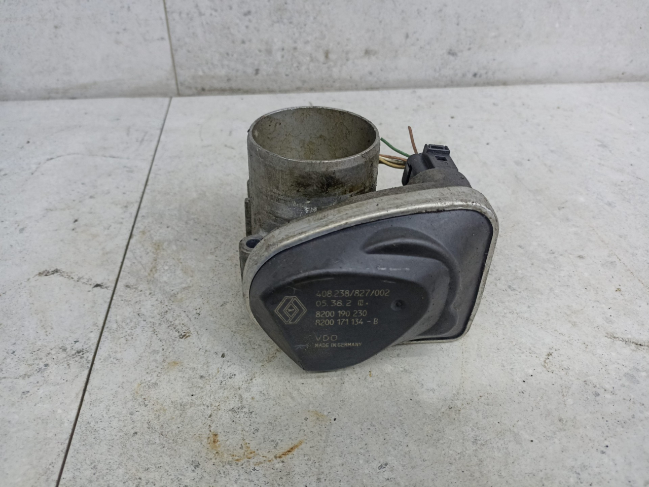 заслонка дроссельная Renault Scenic 3 поколение (2009 - 2012), 8200190230 - фото №1