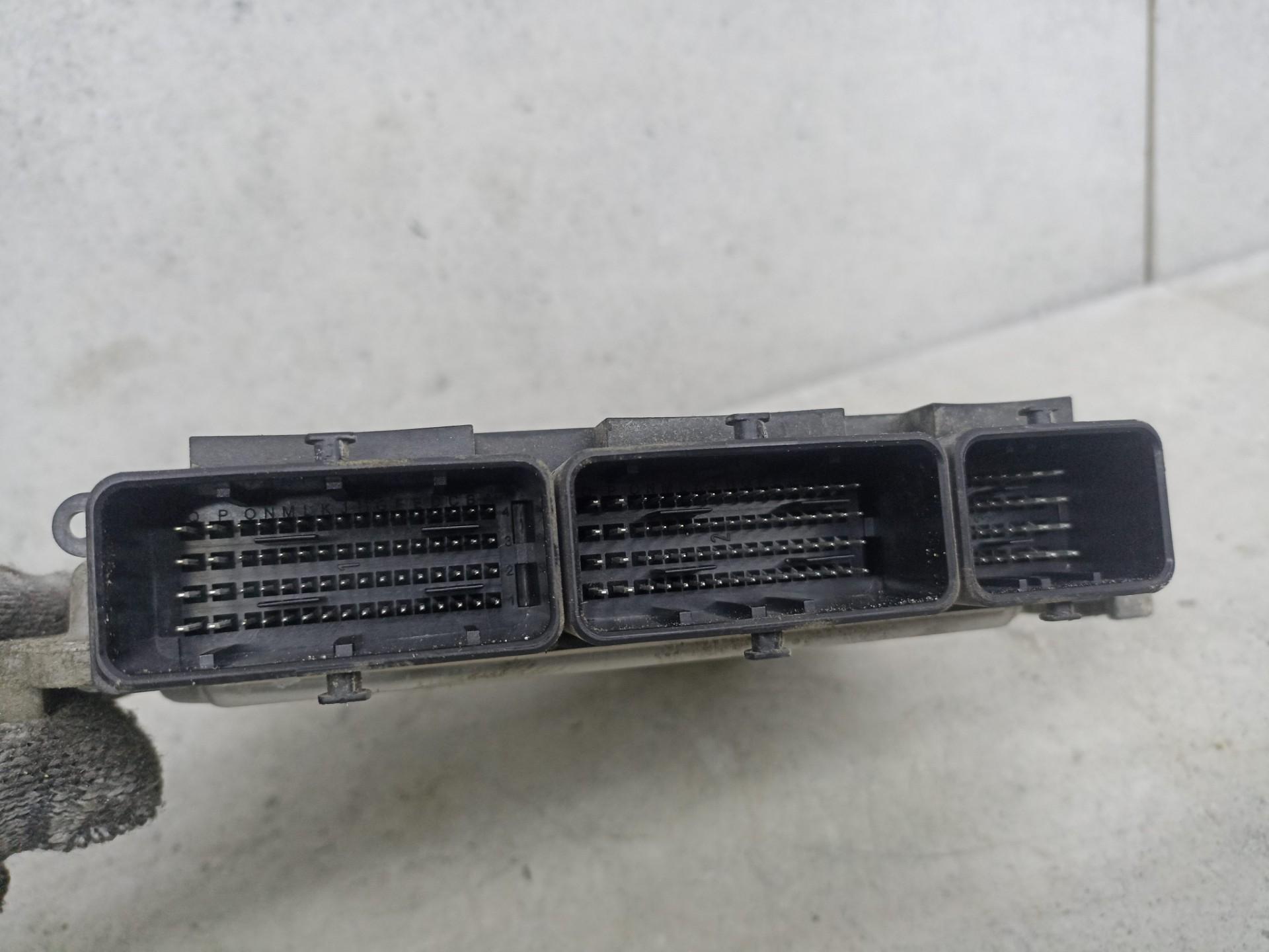 Блок управления двигателем Renault Trafic 3 1.6