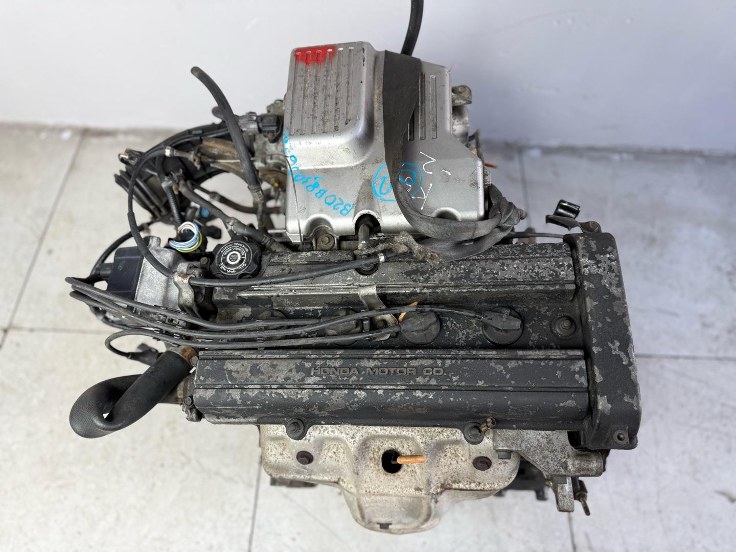 Двигатель Honda CR-V 1 B20B 1996-2002 (контракт)Марка: HondaМодель: CR-V 1Год: 1996-2002Двигатель: B20BНомер и производитель: 19000F0010 Honda Двигатель подходит:Honda CR-V 1 поколение 1995 - 2001 RD (RD1,  RD2) двигатель B20B (2.0 Б)Хонда ЦР-В,  ЦРВ,  ЦР