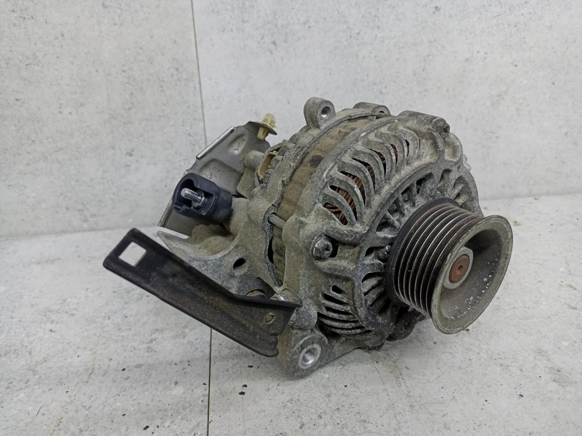 Генератор Honda Civic 8 поколение 2005 - 2012 FD,  FK,  FN (FD1) двигатель R18A (1.8 Б) Honda Crossroad 2 поколение 2007 - 2010 (RT1,  RT2) двигатель R18A (1.8 Б) Honda FR-V 1 поколение 2005 - 2009 BE (BE1) двигатель R18A (1.8 Б) Honda Stream 2 поколение 